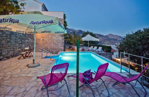Villa Don Dan, Private Pool, Sea Views Near Split - Photo 1