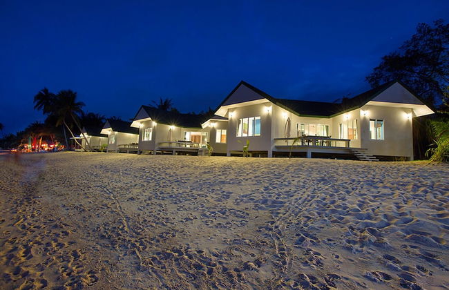 The Moonrakers - Photo 46