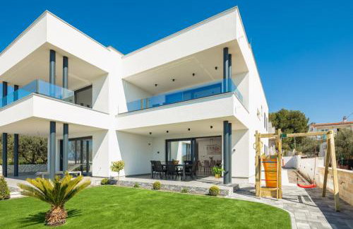 Luxury Apartment Sea - Photo 8