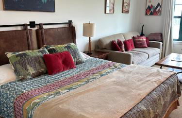 Cozy Studio Resort Stay Mountain Creek Pool Hiking - Foto 2