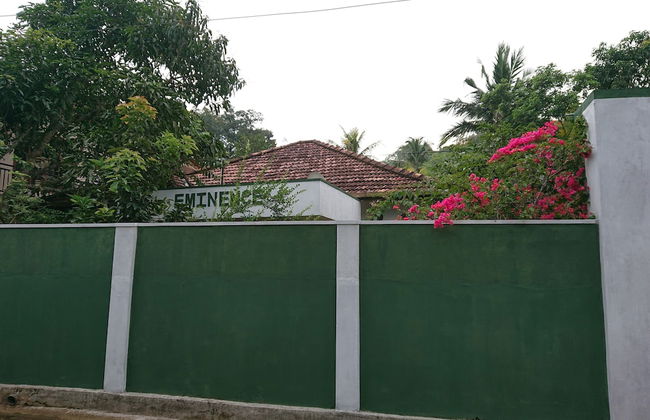 More Attractive Wonderful 1950 Mid-century Home With Another Newly Built House - Foto 21