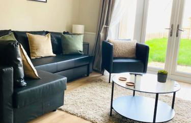 Stylish 3 Bed Semi Trentham Stoke on Trent - Foto 15