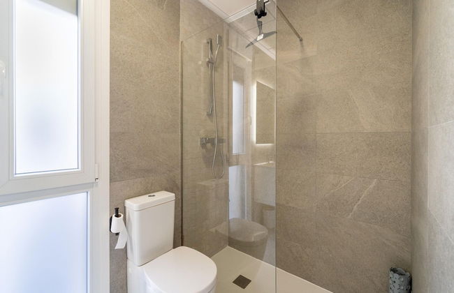 Elegant Home With Pool - Foto 26