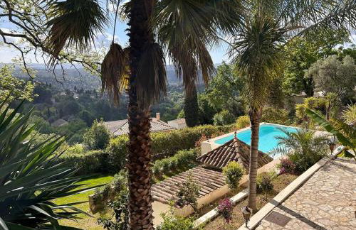 Luxury Villa and Panoramic View in Spéracèdes - Foto 2