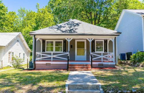 Renovated house close to Dtown Durham w king bed - Photo 27