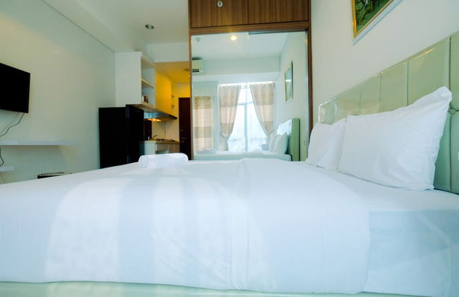 Best Emerald Studio Room Apartment at Capitol Park Residence - Photo 7