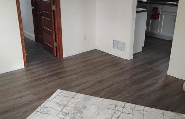 5 blocks from the hospital! - Foto 13