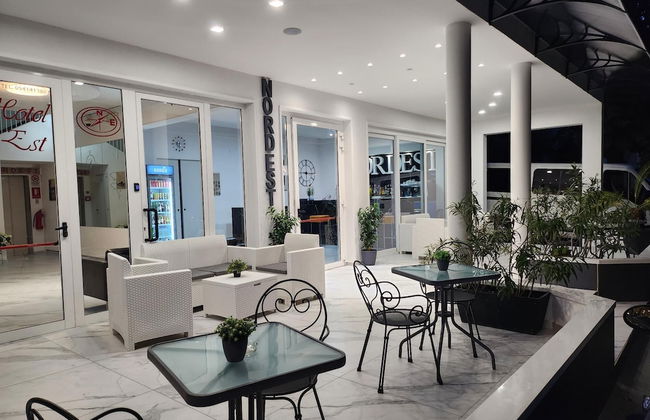 Hotel Nord Est - Foto 1