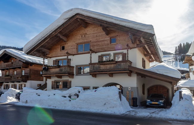 Unique Chalet in the Center of Elmau Near Skilift - Foto 34