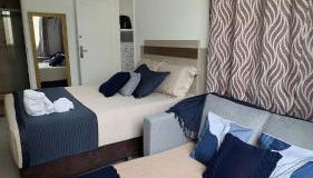 Estrutura Completa com 1 Suíte e Praia NSC1032-913 - Foto 4