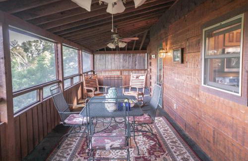 Poppy’s Place Cabin - Photo 19