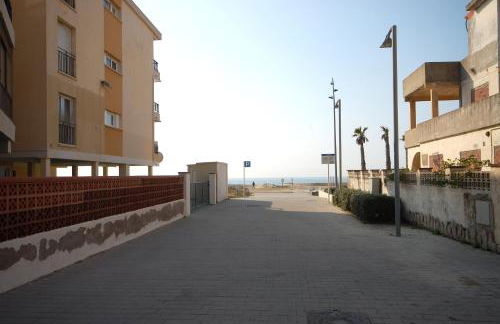 Lets Holidays New Flat Beachfront In Castelldefels - Foto 28
