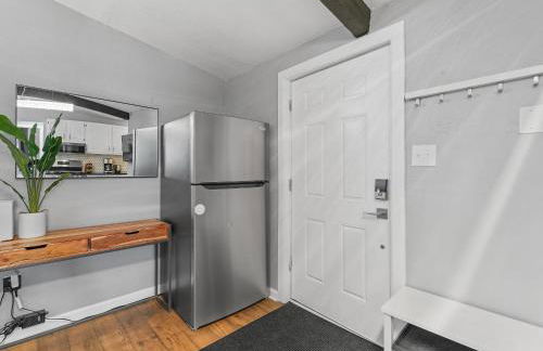 Lawrenceville Central !3 Large and Spacious One Bedroom Apartment with Free Street Parking - Foto 8