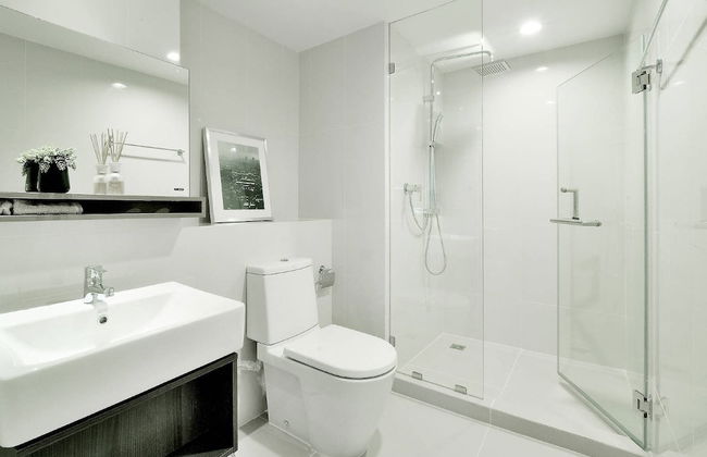 Locals Sathorn Siamese Nang Linchee - Foto 5