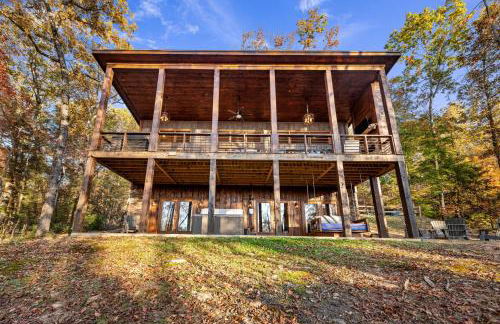 Chardonnay Chalet - Luxe Modern Chalet - Hot Tub, Wi-Fi, Fire Pit, Game Room, Amazing Deck - 15 min to Blue Ridge - Foto 72