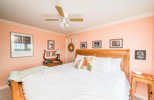 New Kid in Town - King Bed & Sofa Bed - Sleeps 2-4 - Photo 19