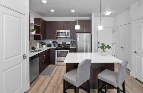 Luxury Place Next to UVU - Photo 65