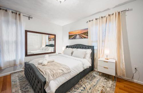 Charming Boston Retreat 3BR Parking Perfect for Families & Groups - Foto 6