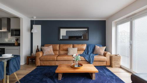 Cozy Home from Home - Garden & Free Parking - Long-Term Stays welcome - Foto 3