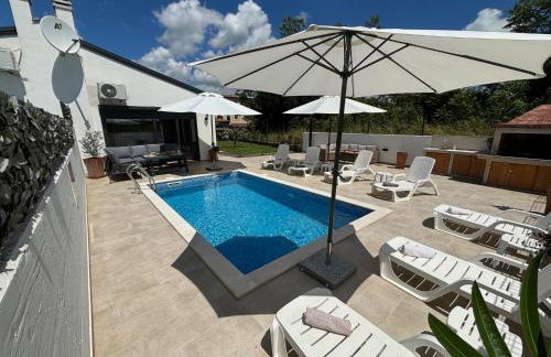 Villa Nostra - Photo 18