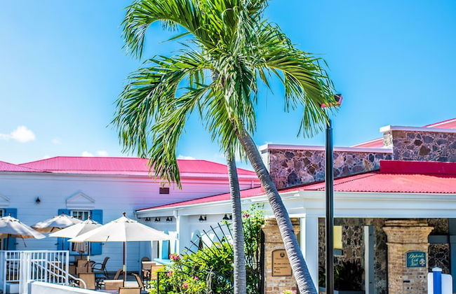 Castle Villas at Bluebeard's - Photo 20