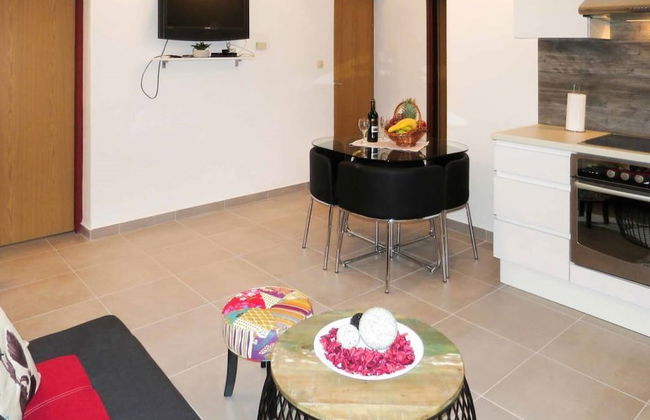 Sea-view Apartments With Pool, Terrace, and Outdoor Lounge in Scenic Čiovo Island - Foto 14