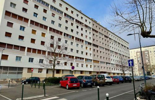Cocon urbain fully refurbished - 2 bedrooms -70m2 - Foto 18