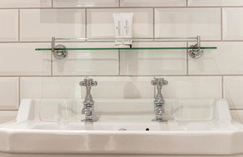 Parva Farmhouse Riverside Guesthouse - Foto 25