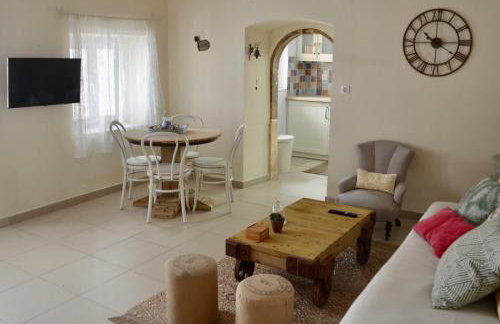 Kind Hearted Place - Photo 4