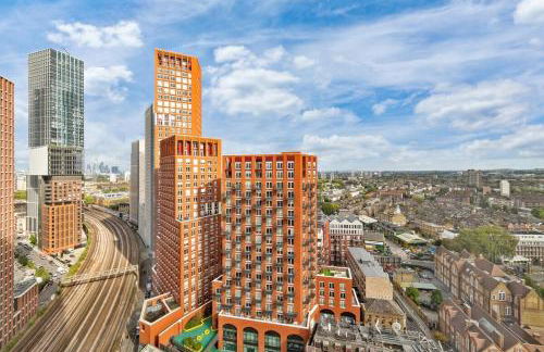 2 BR Apt By Regal Realms Short Lets & Serviced Accommodation London 18th Floor Sky View with Rooftop Access & Gym - Foto 14