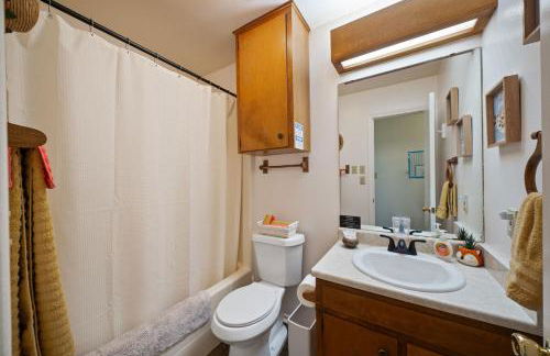 Hill Country Casita 3 minutes from Guadalupe River & Canyon Lake - Foto 16