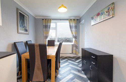 Cosy Semidetached Home - Foto 8