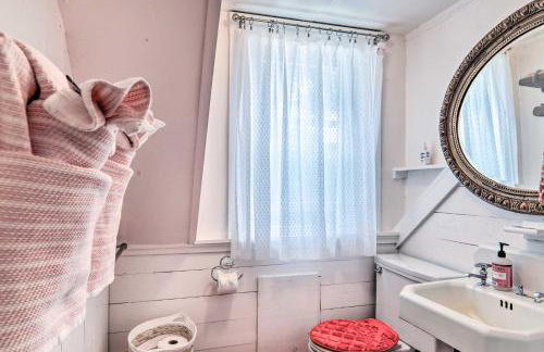 1 Mi to Beach! Cape Cod Carriage House on 2 Acres - Foto 20