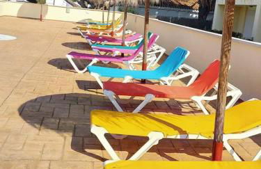 Apartment with terrace and pool by the sea - Foto 17