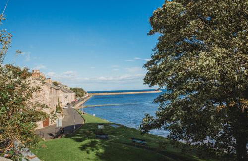 The Weights and Measures Office - Foto 45