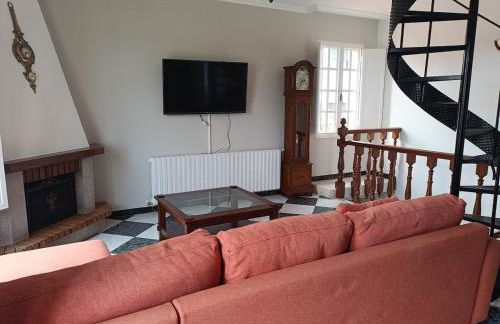 Casa con encanto amplios jardines al lado de la playa - Foto 32