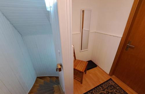 Ferienwohnung zentrale Lage Parkplatz kostenlos Grill Terrasse Fahrradraum Kromlau - Foto 33