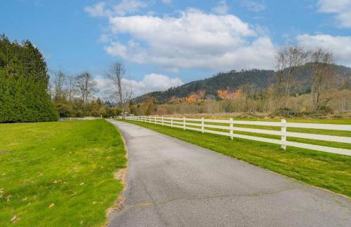 Hot Tub and Deck Dog-Friendly Arlington Cabin - Foto 26