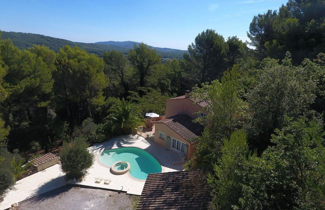 Holiday Home With Large Garden and Pool - Foto 16