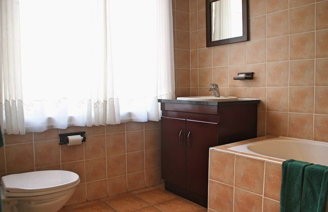 Natal Spa Hot Springs Self Catering - Photo 41