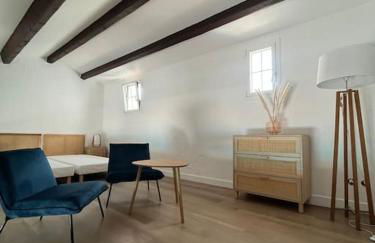 Villa Les Folies - magnifique jardin avec piscine - Foto 11