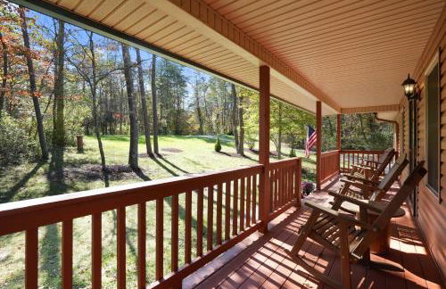 Bigfoot's Hideout - A Hocking Hills Escape - Foto 3