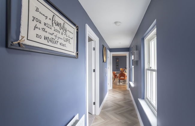 Elliot Oliver - Luxury 3 Bedroom Town Centre Apartment With Parking - Photo 8