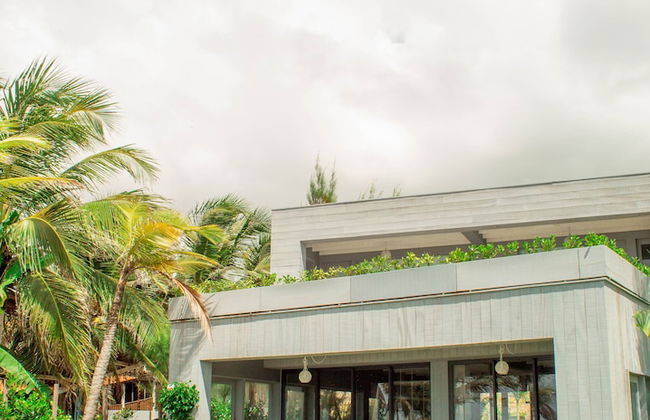 Club de Mar Condo Hotel - Photo 6