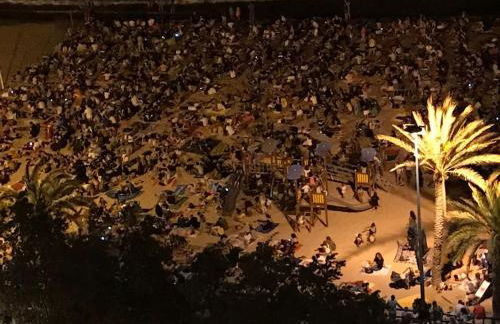 Apartamento con vistas al mar primera linea de playa del Postiguet - Photo 11