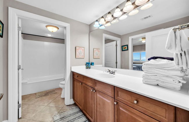 Harbor Landing 203b - Photo 32