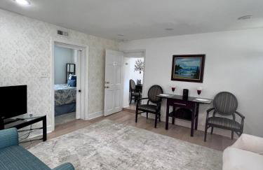 Colonial 3BR House with excellent Fast Wi-Fi next to The INN - Foto 11