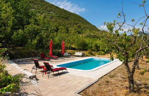 Gorgeous Home In Omis - Photo 7