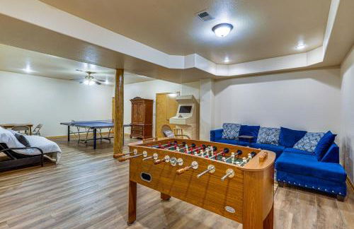 Game Room, Deck and Yard Lake of the Ozarks Retreat - Foto 32