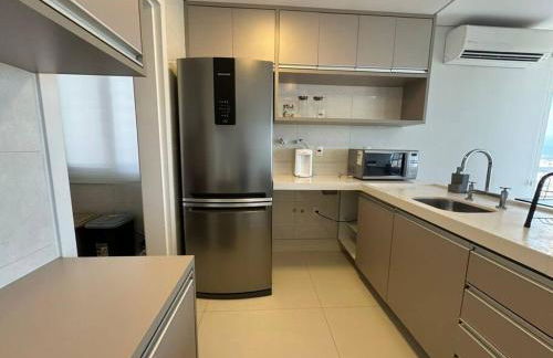 Apartamento 01 quadra da praia - LUXO Praiamar Residence - Foto 14